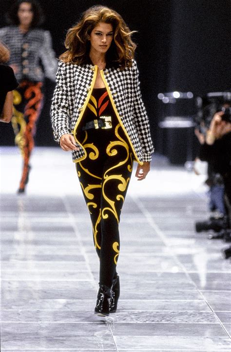 versace vogue 1991|versace runway models.